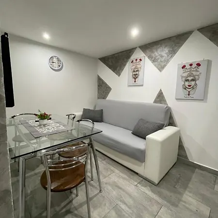 Apartment House Soleil